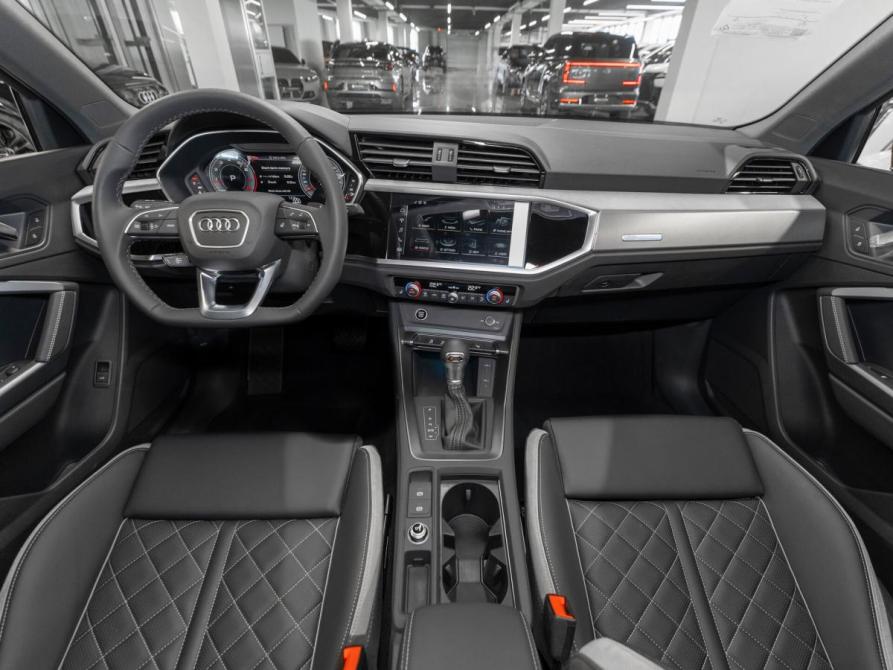 Audi Q3 II (F3) Москва  - изображение 8