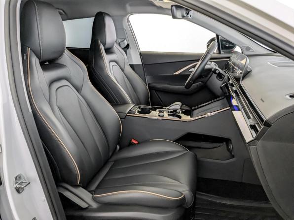 Omoda C5 I с пробегом 2023 года, цена 1 770 000 рублей, 53015 км, внедорожник, Автокод Объявления