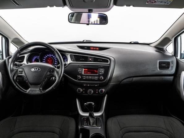 Kia Ceed II Рестайлинг с пробегом 2016 года, цена 999 000 рублей, 171693 км, хэтчбек, Автокод Объявления