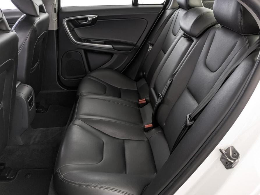 Volvo S60 Cross Country Москва  - изображение 18