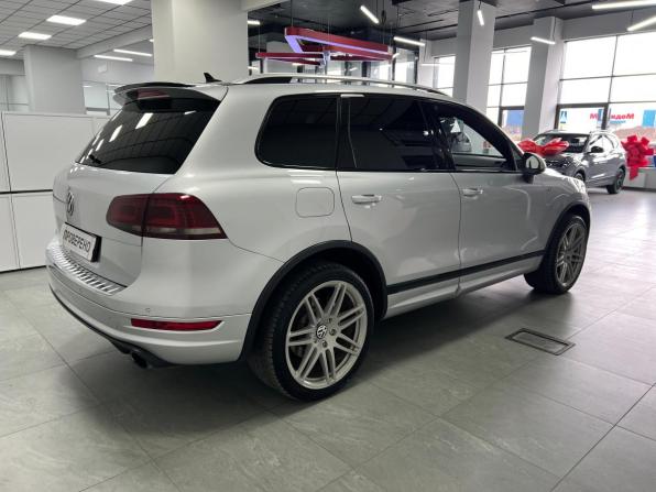 Volkswagen Touareg II с пробегом 2014 года, цена 2 360 000 рублей, 240089 км, внедорожник, Автокод Объявления