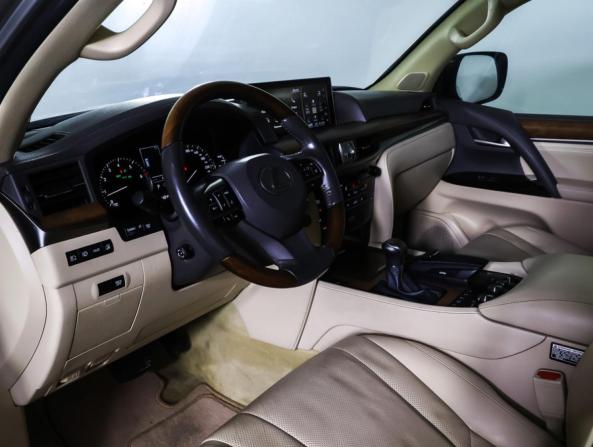 Lexus LX III Рестайлинг 2 с пробегом 2019 года, цена 7 900 000 рублей, 148442 км, внедорожник, Автокод Объявления