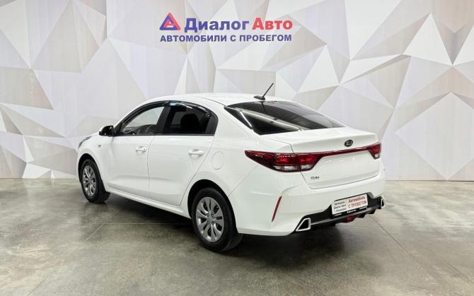 Kia Rio IV Рестайлинг с пробегом 2021 года, цена 1 460 000 рублей, 78227 км, седан, Автокод Объявления