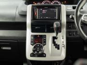 Toyota Voxy II (R70) Рестайлинг Новосибирск  - изображение 33