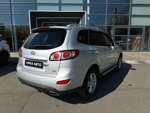 Hyundai Santa Fe II Рестайлинг с пробегом 2011 года, цена 1 229 000 рублей, 244179 км, внедорожник, Автокод Объявления