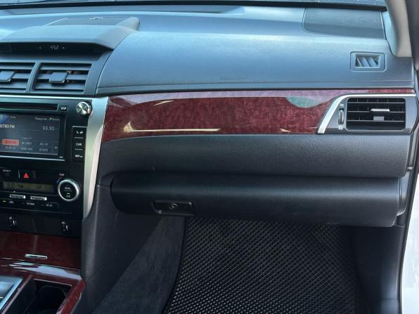 Toyota Camry VII (XV50) с пробегом 2012 года, цена 1 550 000 рублей, 267421 км, седан, Автокод Объявления