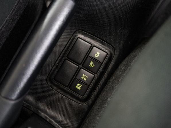 Toyota Aqua I Рестайлинг 2 с пробегом 2019 года, цена 1 250 000 рублей, 140558 км, хэтчбек, Автокод Объявления