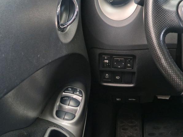 Nissan Juke I с пробегом 2012 года, цена 960 000 рублей, 110859 км, внедорожник, Автокод Объявления