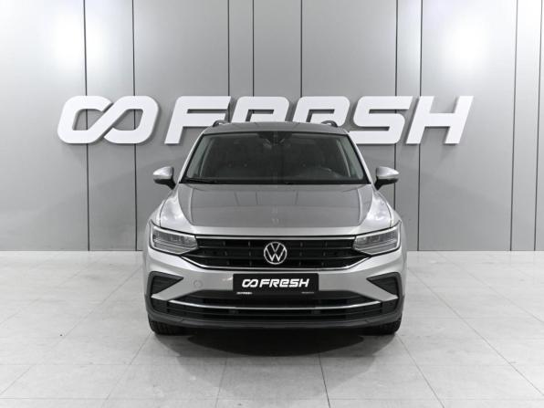 Volkswagen Tiguan II Рестайлинг с пробегом 2021 года, цена 2 649 000 рублей, 109878 км, внедорожник, Автокод Объявления