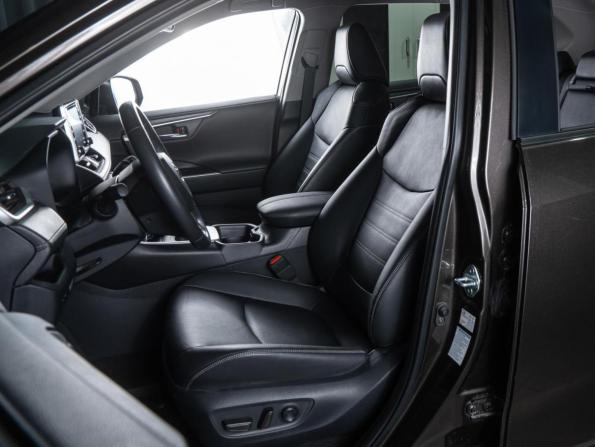 Toyota RAV4 V (XA50) с пробегом 2020 года, цена 4 600 000 рублей, 22104 км, внедорожник, Автокод Объявления