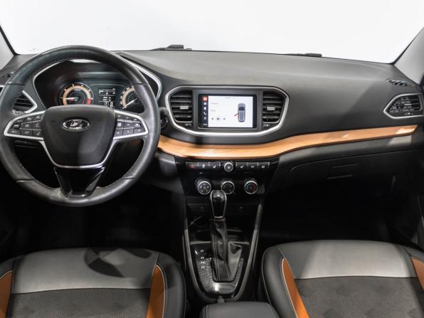 Lada (ВАЗ) Vesta I Рестайлинг (NG) с пробегом 2024 года, цена 1 564 700 рублей, 38000 км, универсал, Автокод Объявления