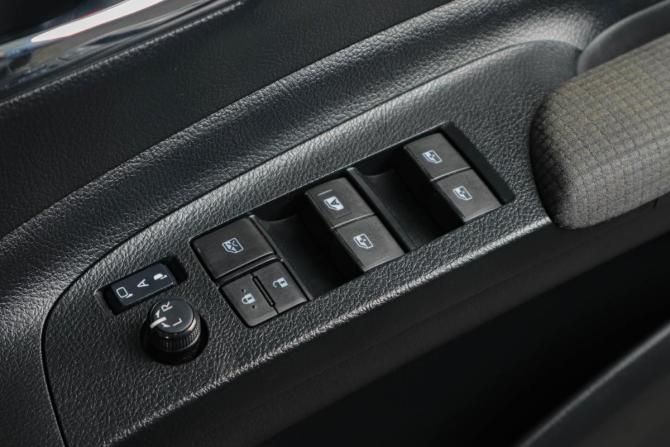 Toyota Sienta II Рестайлинг с пробегом 2019 года, цена 1 679 000 рублей, 78317 км, компактвэн, Автокод Объявления