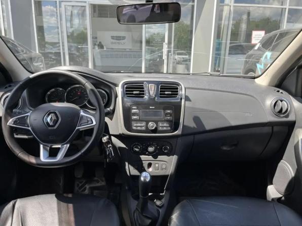 Renault Logan II Рестайлинг с пробегом 2019 года, цена 798 000 рублей, 152000 км, седан, Автокод Объявления