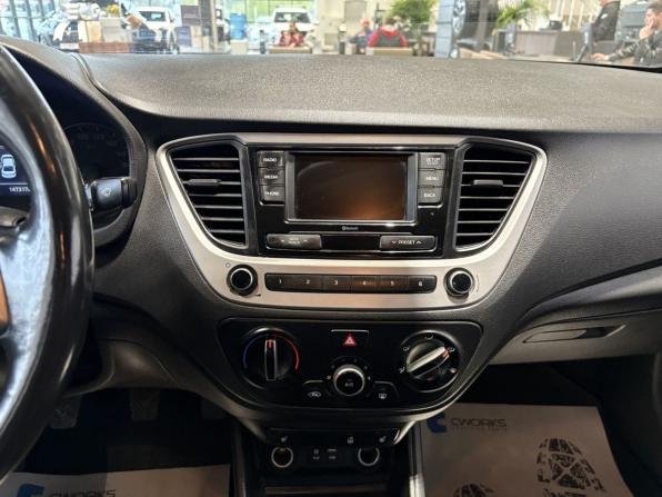 Hyundai Solaris II с пробегом 2018 года, цена 1 100 600 рублей, 147135 км, седан, Автокод Объявления