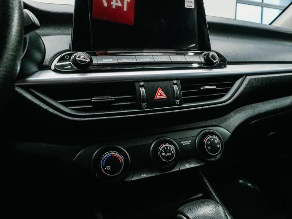 Kia Cerato IV Рестайлинг с пробегом 2021 года, цена 1 768 000 рублей, 43943 км, седан, Автокод Объявления