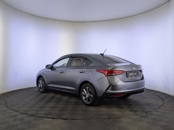Hyundai Solaris II Рестайлинг с пробегом 2020 года, цена 1 550 000 рублей, 92387 км, седан, Автокод Объявления