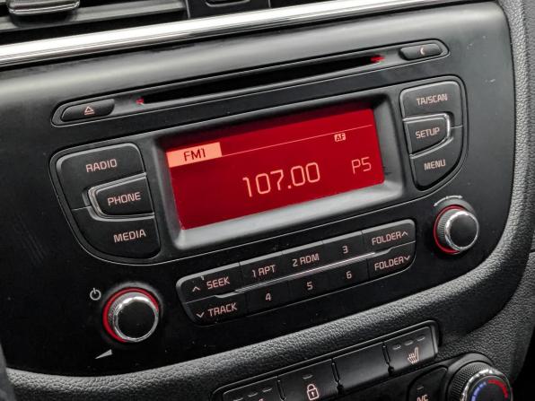 Kia Ceed II Рестайлинг с пробегом 2017 года, цена 1 245 000 рублей, 129641 км, универсал, Автокод Объявления