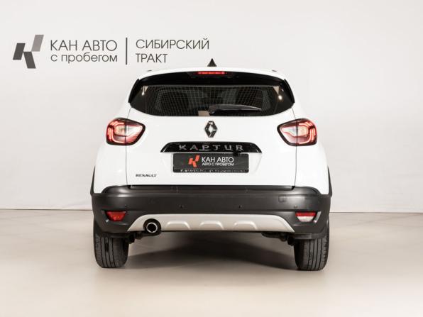 Renault Kaptur I с пробегом 2017 года, цена 1 060 000 рублей, 235460 км, внедорожник, Автокод Объявления