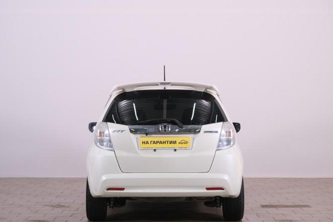 Honda Fit II с пробегом 2010 года, цена 799 000 рублей, 270000 км, хэтчбек, Автокод Объявления