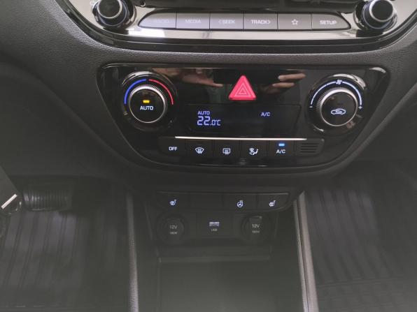 Hyundai Solaris II Рестайлинг с пробегом 2021 года, цена 1 949 000 рублей, 73895 км, седан, Автокод Объявления
