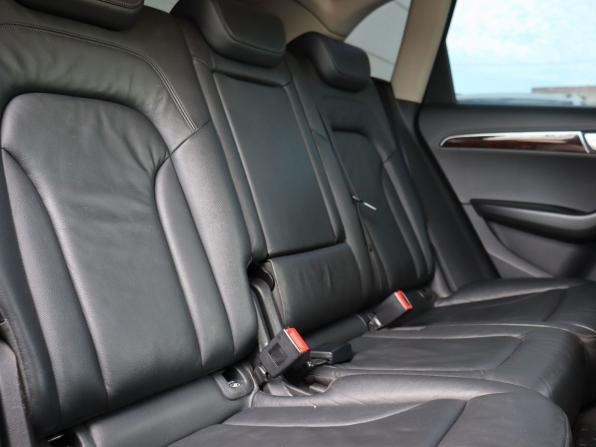 Audi Q5 I (8R) с пробегом 2010 года, цена 1 300 000 рублей, 262601 км, внедорожник, Автокод Объявления