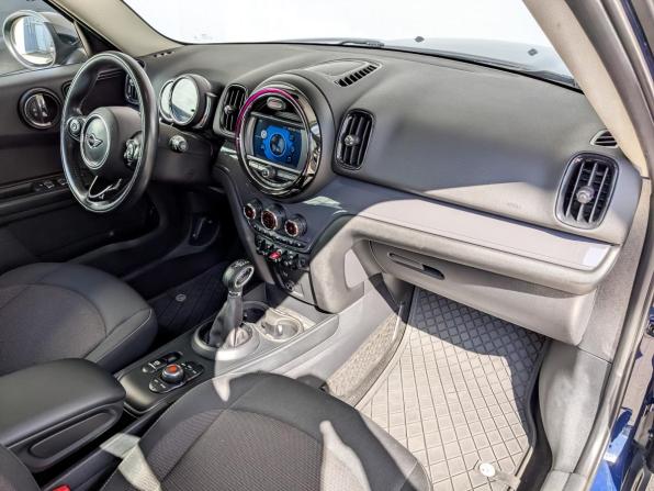 Mini Countryman II с пробегом 2018 года, цена 1 900 000 рублей, 103996 км, внедорожник, Автокод Объявления