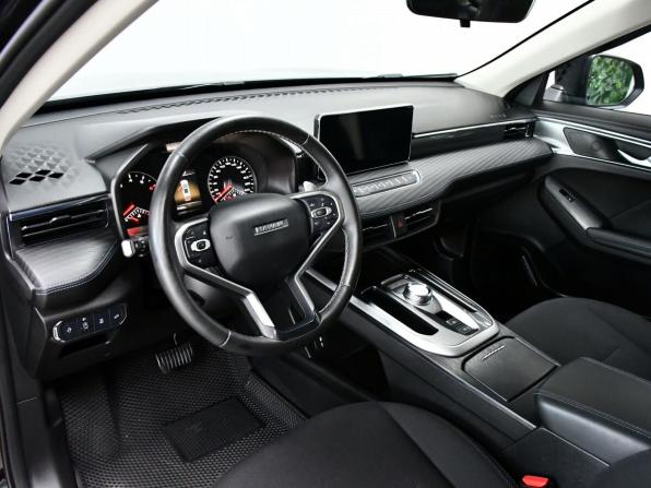 Haval Jolion I Рестайлинг с пробегом 2024 года, цена 2 227 000 рублей, 51557 км, внедорожник, Автокод Объявления
