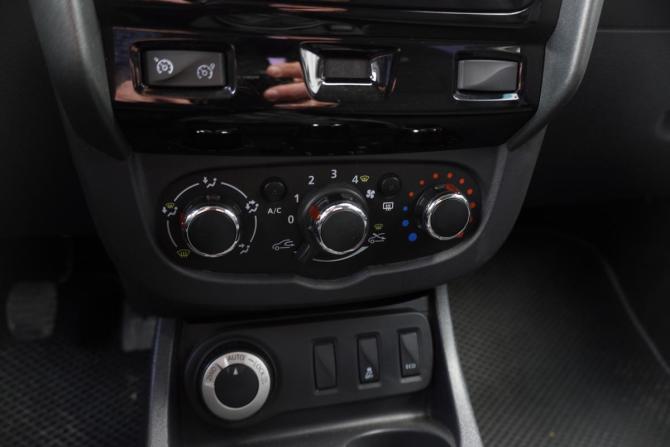 Renault Duster I Рестайлинг с пробегом 2019 года, цена 1 390 000 рублей, 141329 км, внедорожник, Автокод Объявления