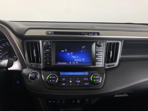 Toyota RAV4 IV (XA40) Рестайлинг с пробегом 2016 года, цена 2 700 000 рублей, 109000 км, внедорожник, Автокод Объявления