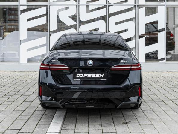 BMW 5 серии VIII (G60/G61/G68) с пробегом 2023 года, цена 7 599 000 рублей, 45862 км, седан, Автокод Объявления