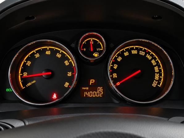 Opel Antara I Рестайлинг с пробегом 2012 года, цена 1 140 000 рублей, 140002 км, внедорожник, Автокод Объявления