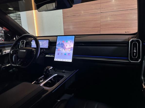 Jaecoo J7 I с пробегом 2025 года, цена 2 649 900 рублей, 13546 км, внедорожник, Автокод Объявления
