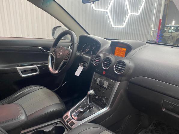 Opel Antara I Рестайлинг с пробегом 2014 года, цена 995 000 рублей, 187140 км, внедорожник, Автокод Объявления