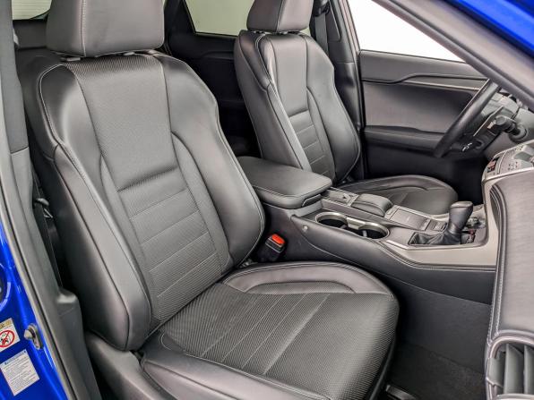 Lexus NX I Рестайлинг с пробегом 2019 года, цена 3 680 000 рублей, 73345 км, внедорожник, Автокод Объявления