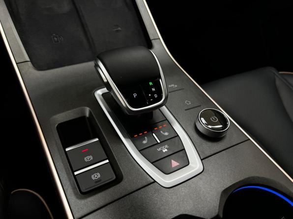 Omoda C5 I с пробегом 2023 года, цена 1 800 000 рублей, 29257 км, внедорожник, Автокод Объявления