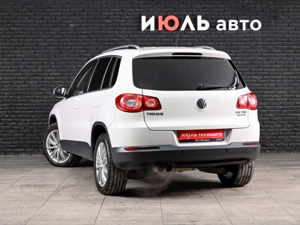 Volkswagen Tiguan I с пробегом 2011 года, цена 1 300 000 рублей, 192032 км, внедорожник, Автокод Объявления