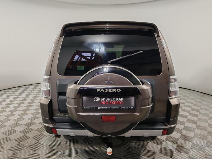 Mitsubishi Pajero IV Рестайлинг 1 Москва  - изображение 6