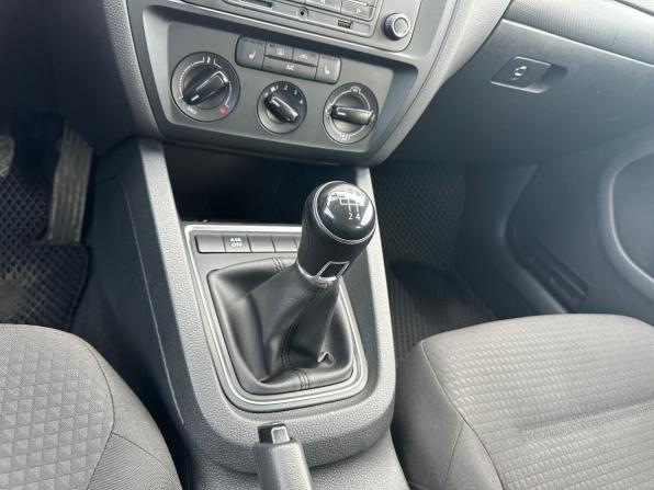 Volkswagen Jetta VI Рестайлинг с пробегом 2015 года, цена 1 160 000 рублей, 89358 км, седан, Автокод Объявления