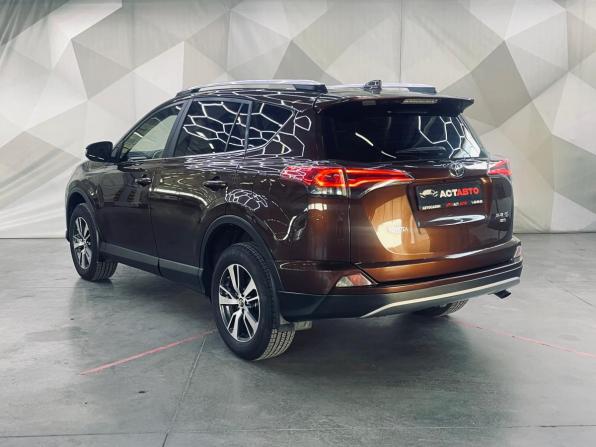 Toyota RAV4 IV (XA40) Рестайлинг с пробегом 2017 года, цена 2 320 000 рублей, 106955 км, внедорожник, Автокод Объявления