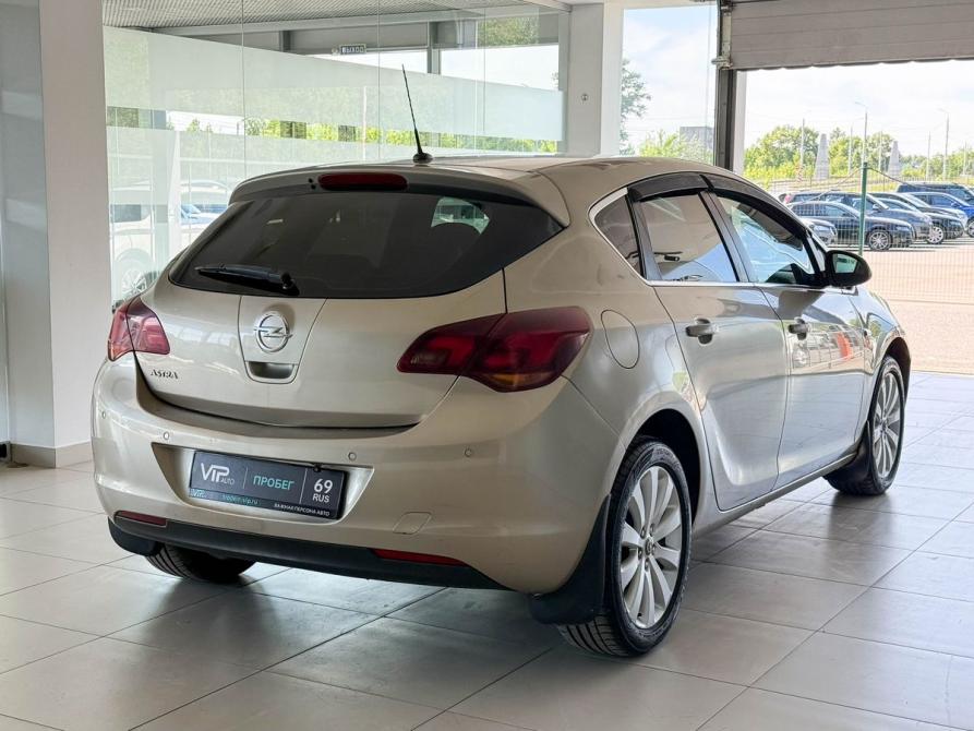 Opel Astra J Тверь  - изображение 6