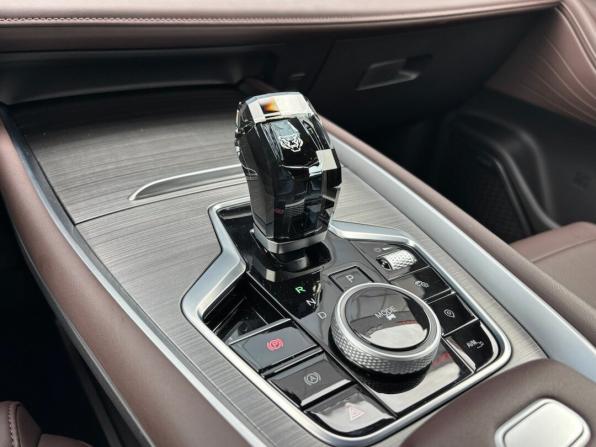 Chery Tiggo 7L I с пробегом 2024 года, цена 2 450 000 рублей, 4845 км, внедорожник, Автокод Объявления