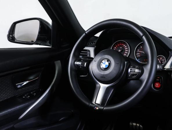 BMW 3 серии VI (F3x) Рестайлинг с пробегом 2016 года, цена 2 450 000 рублей, 141000 км, седан, Автокод Объявления