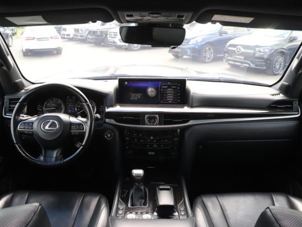 Lexus LX III Рестайлинг 2 с пробегом 2019 года, цена 9 800 000 рублей, 75270 км, внедорожник, Автокод Объявления
