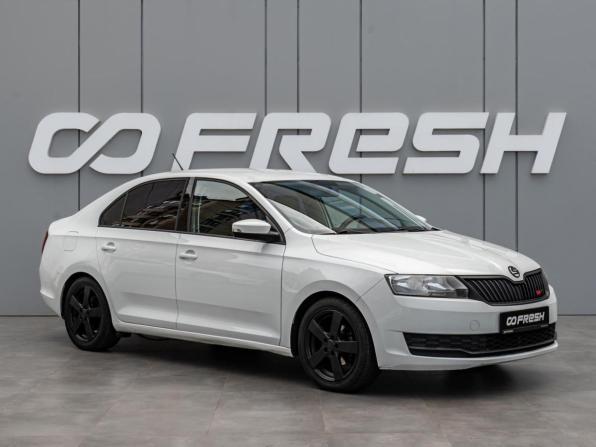 Skoda Rapid I Рестайлинг с пробегом 2018 года, цена 1 078 000 рублей, 190726 км, лифтбек, Автокод Объявления
