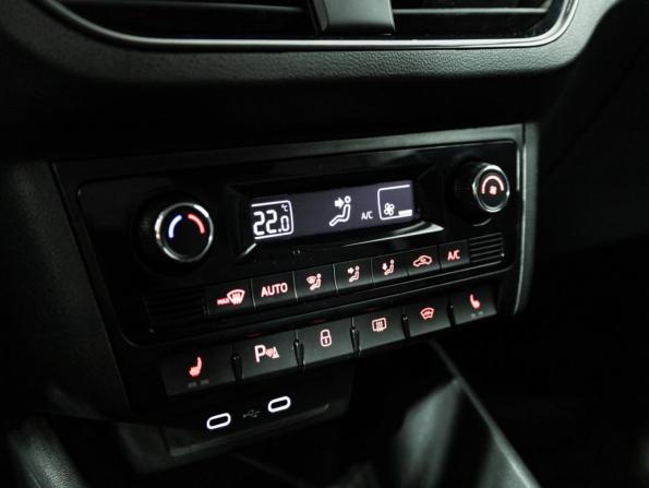 Volkswagen Polo VI с пробегом 2021 года, цена 1 550 000 рублей, 125206 км, лифтбек, Автокод Объявления