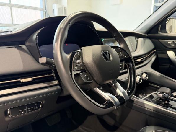 Changan CS95 I Рестайлинг 2 с пробегом 2024 года, цена 2 860 000 рублей, 68202 км, внедорожник, Автокод Объявления