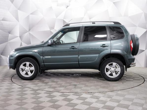 Chevrolet Niva I Рестайлинг с пробегом 2015 года, цена 664 000 рублей, 126377 км, внедорожник, Автокод Объявления