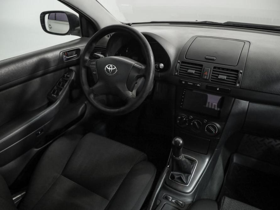 Toyota Avensis II Рестайлинг Санкт-Петербург  - изображение 9