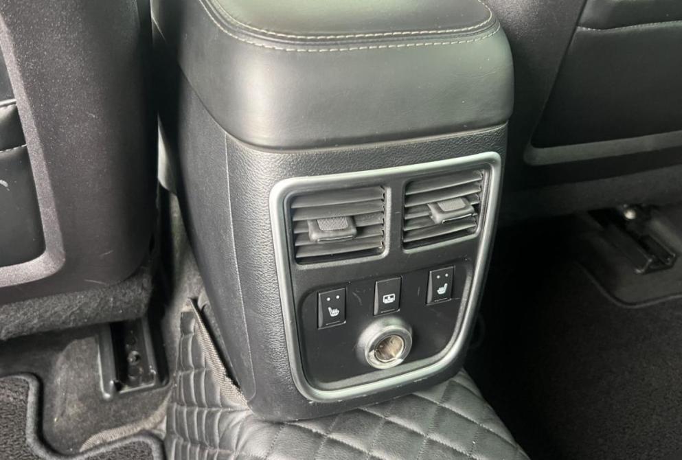 Chrysler 300C II Красноярск  - изображение 24