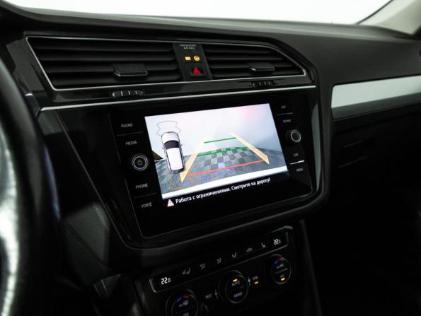 Volkswagen Tiguan II с пробегом 2020 года, цена 1 649 700 рублей, 151359 км, внедорожник, Автокод Объявления